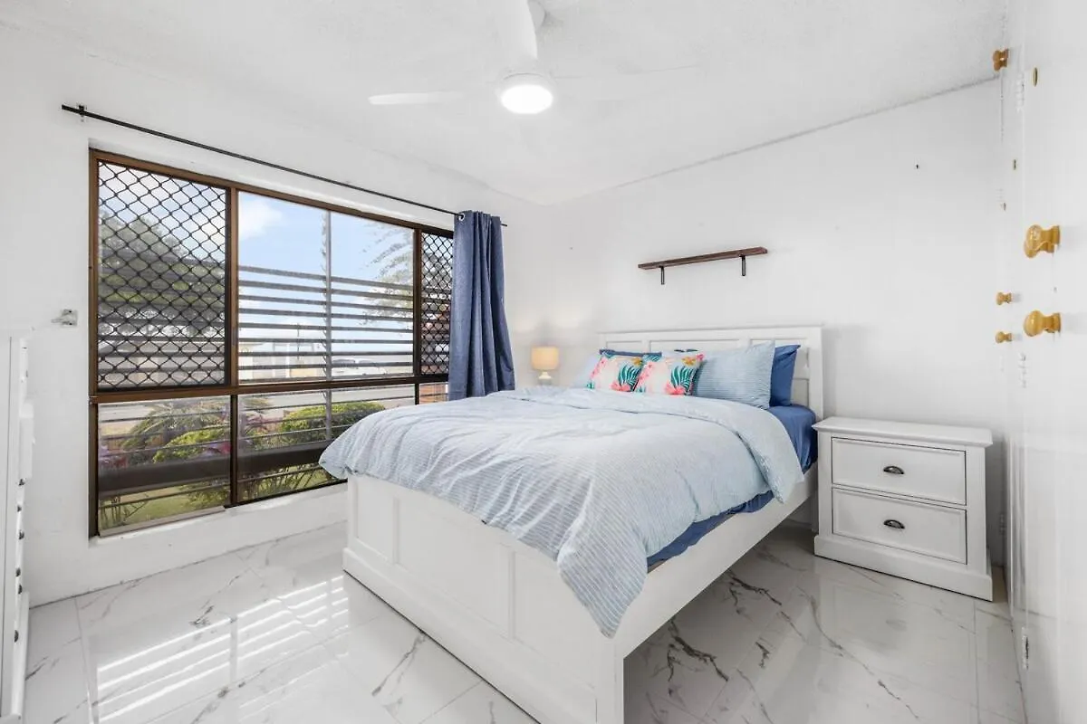 Good Vibes On Margate Beach Woody Point Apartment